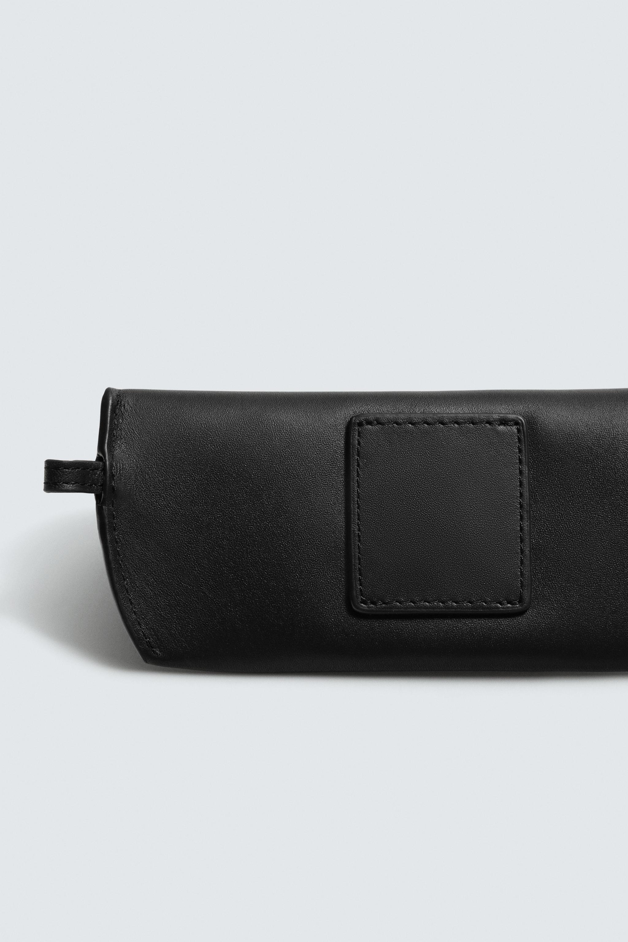 HOUSSE À LUNETTES EN CUIR